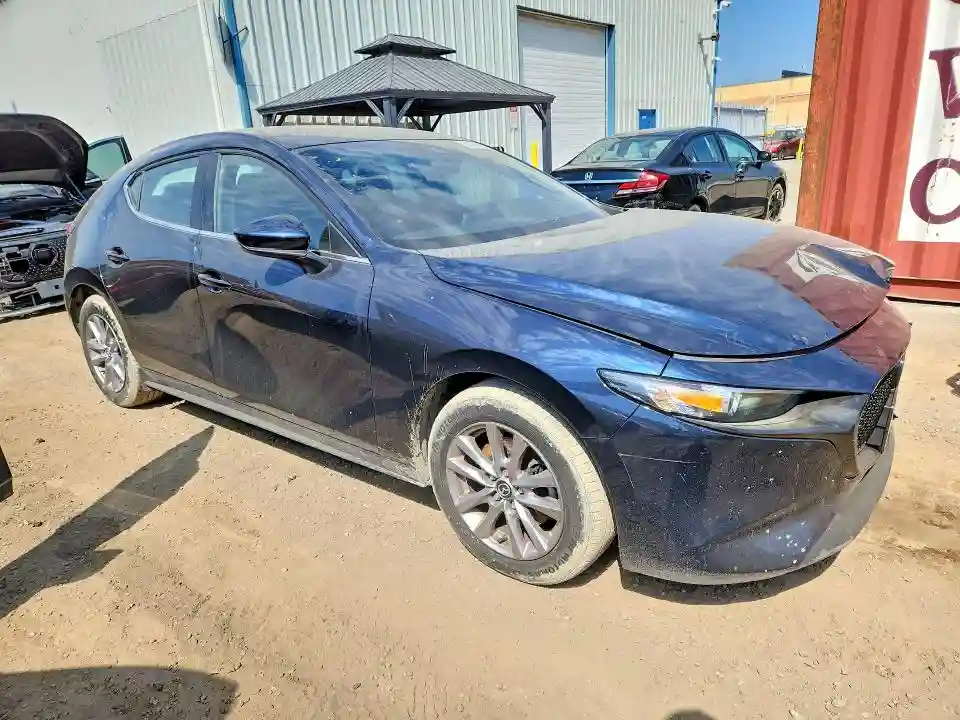 JM1BPBLL1N1513698 2022 MAZDA 3-3