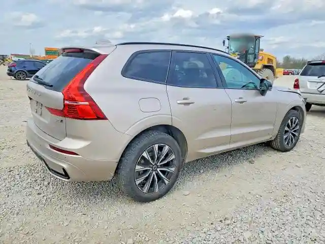 YV4L12RK1R1861928 2024 VOLVO XC60 CORE-2
