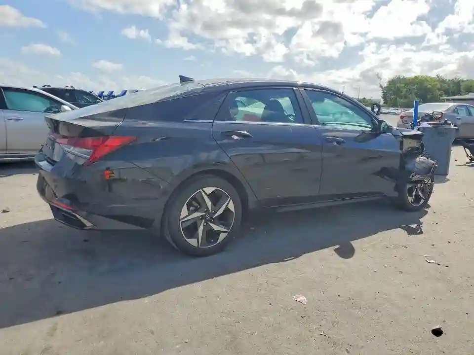 KMHLN4AG2NU245685 2022 HYUNDAI ELANTRA-2