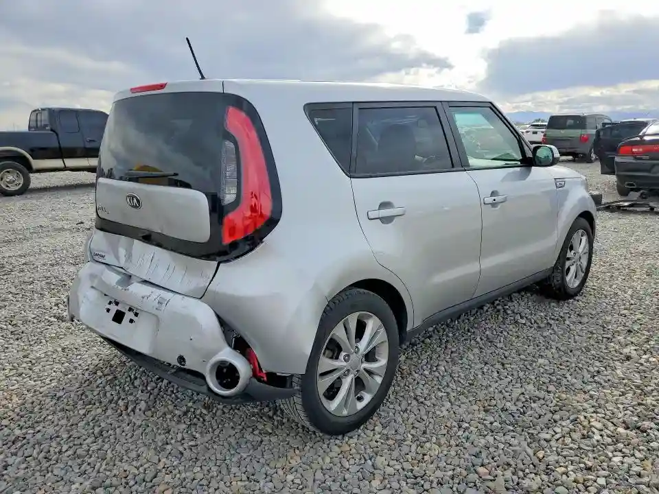 KNDJX3A53G7858530 2016 KIA SOUL-2