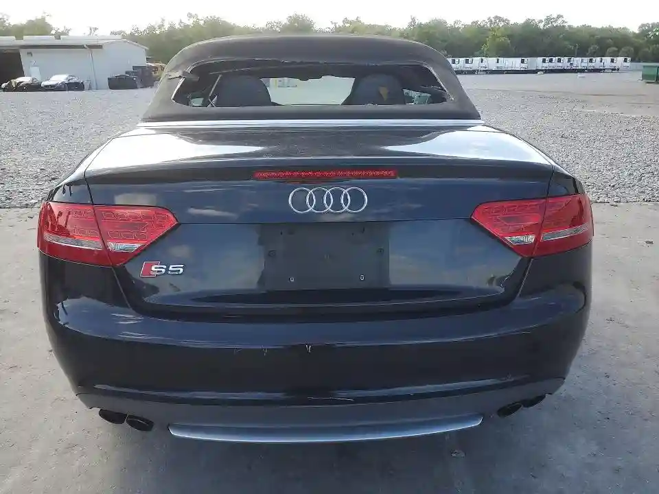 WAUCGAFHXBN014759 2011 AUDI S5/RS5-5