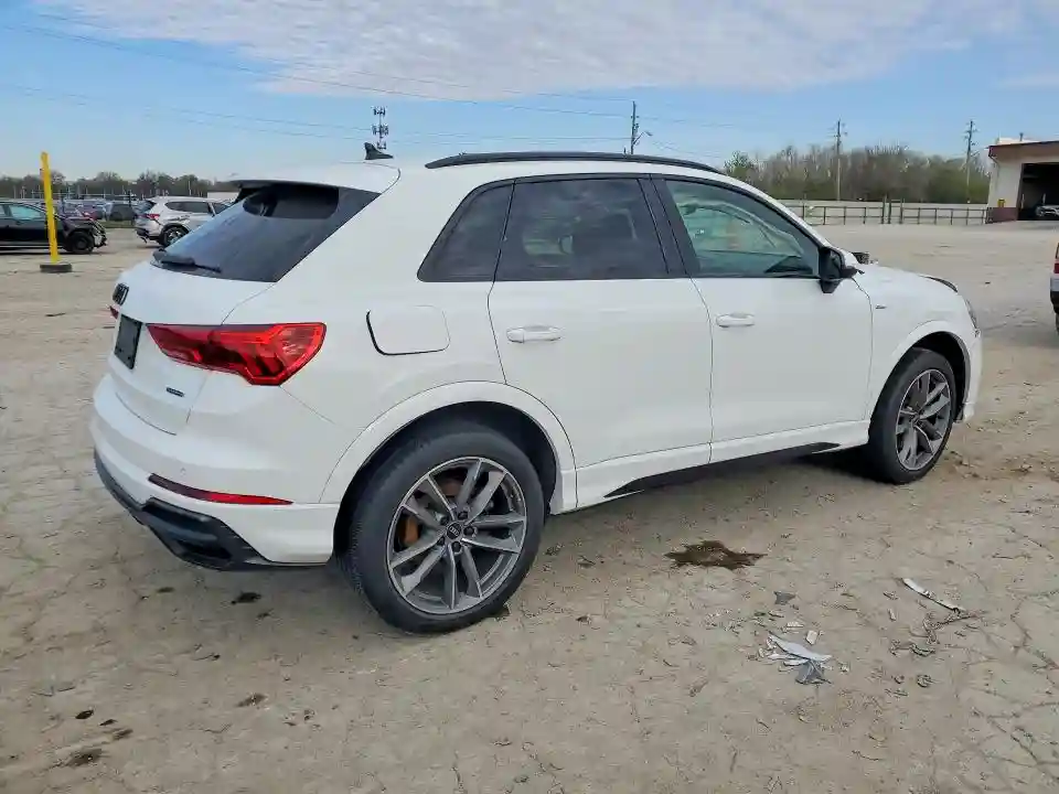 WA1DECF33N1022284 2022 AUDI Q3-2