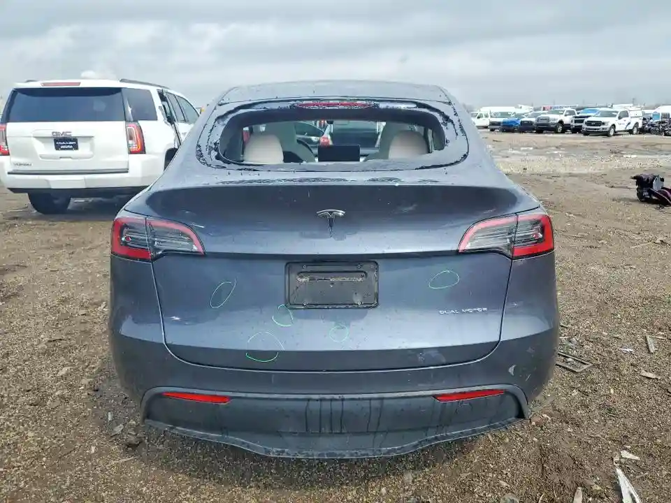 7SAYGDEE7PA195326 2023 TESLA MODEL Y-5