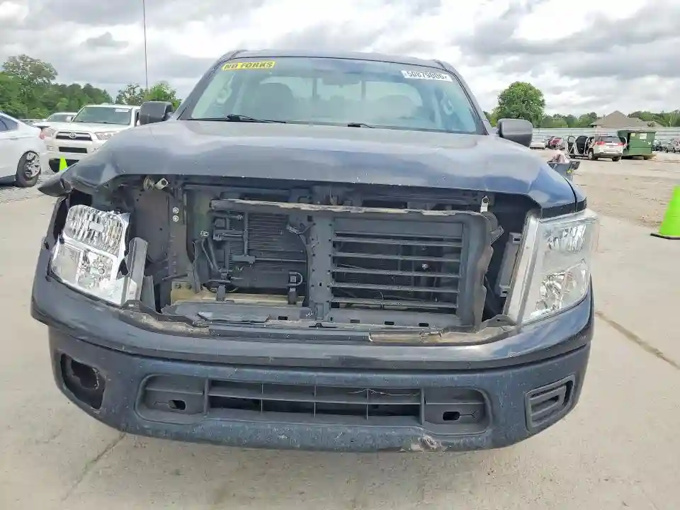 1N6AA1R75JN506447 2018 NISSAN TITAN-4