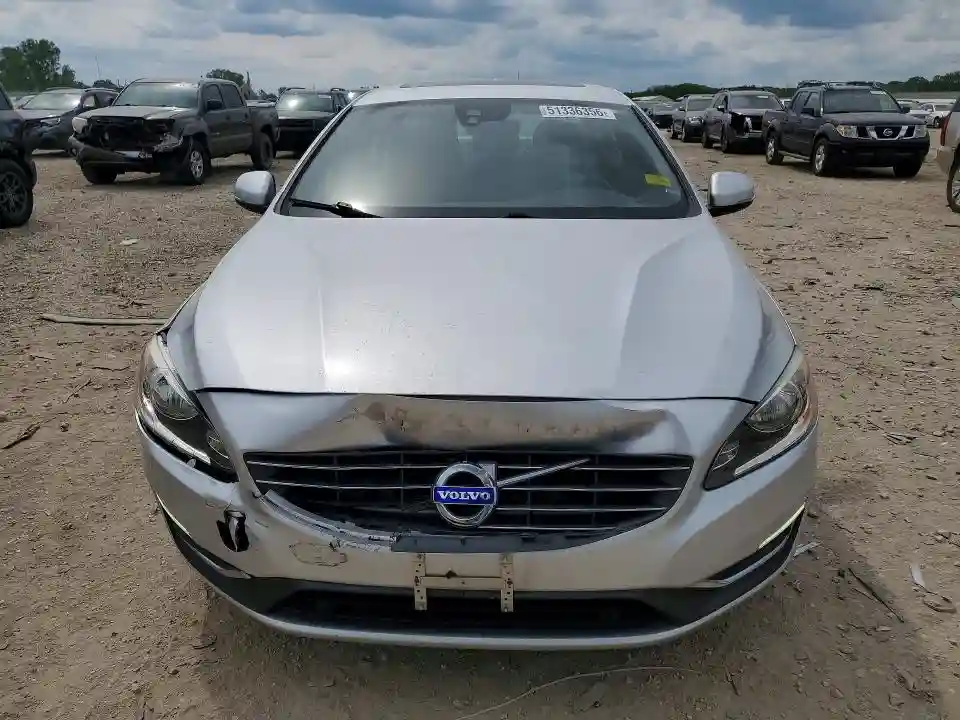 YV140MFK0F2335834 2015 VOLVO S60-4
