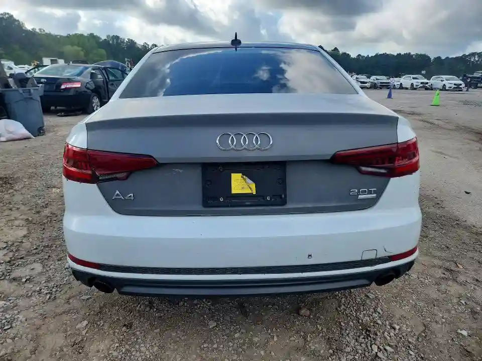 WAUKMAF4XJA219831 2018 AUDI A4-5