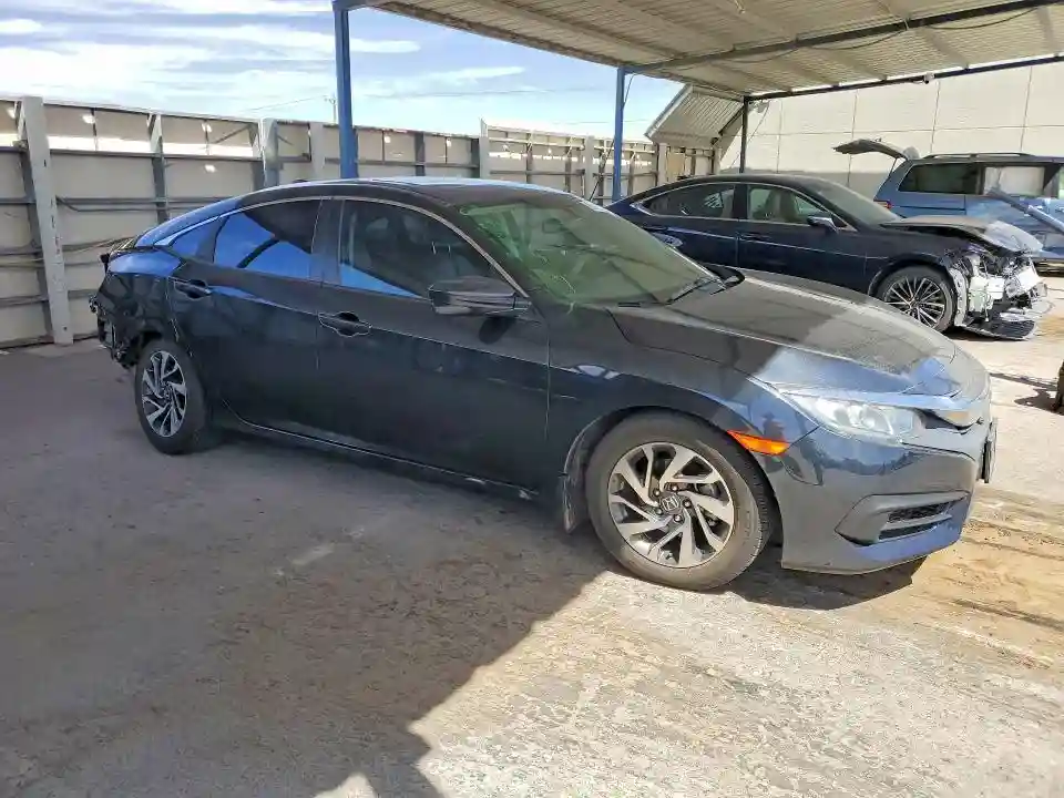 2HGFC2F75JH570253 2018 HONDA CIVIC-3
