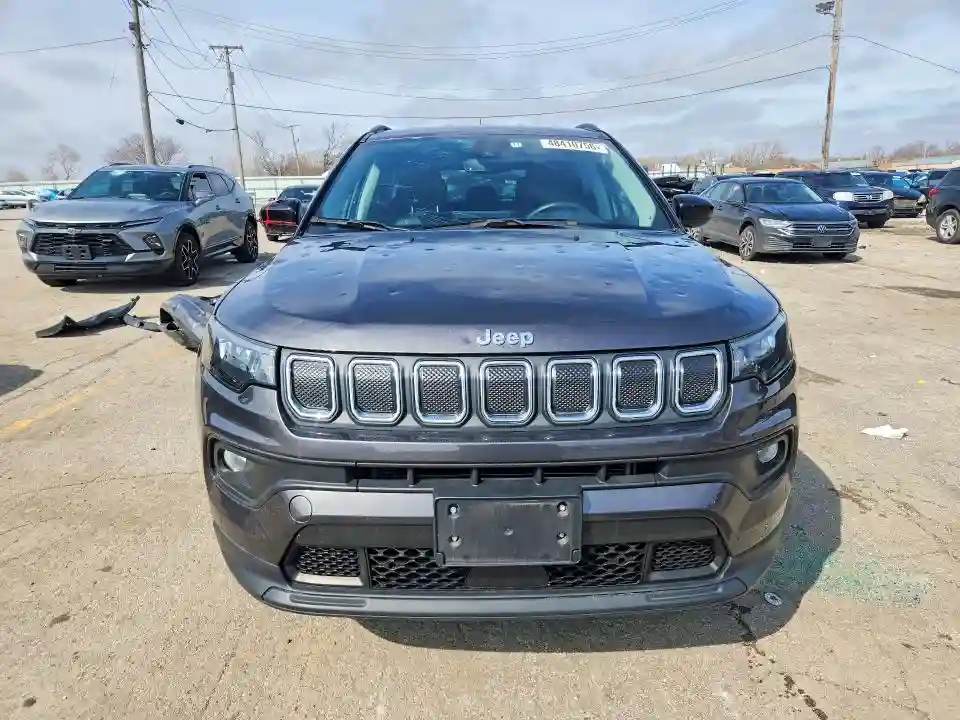 3C4NJDFB4NT211537 2022 JEEP COMPASS-4