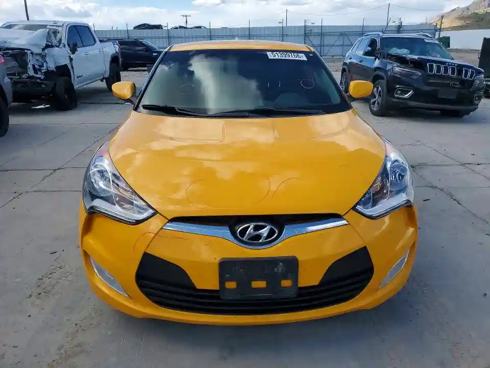 KMHTC6AD0HU311338 2017 HYUNDAI VELOSTER-4