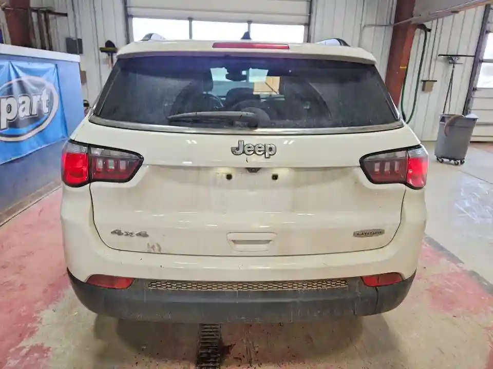 3C4NJDBB4NT231373 2022 JEEP COMPASS-5