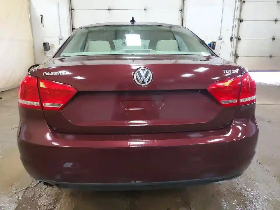 1VWBN7A31EC048038 2014 VOLKSWAGEN PASSAT-5