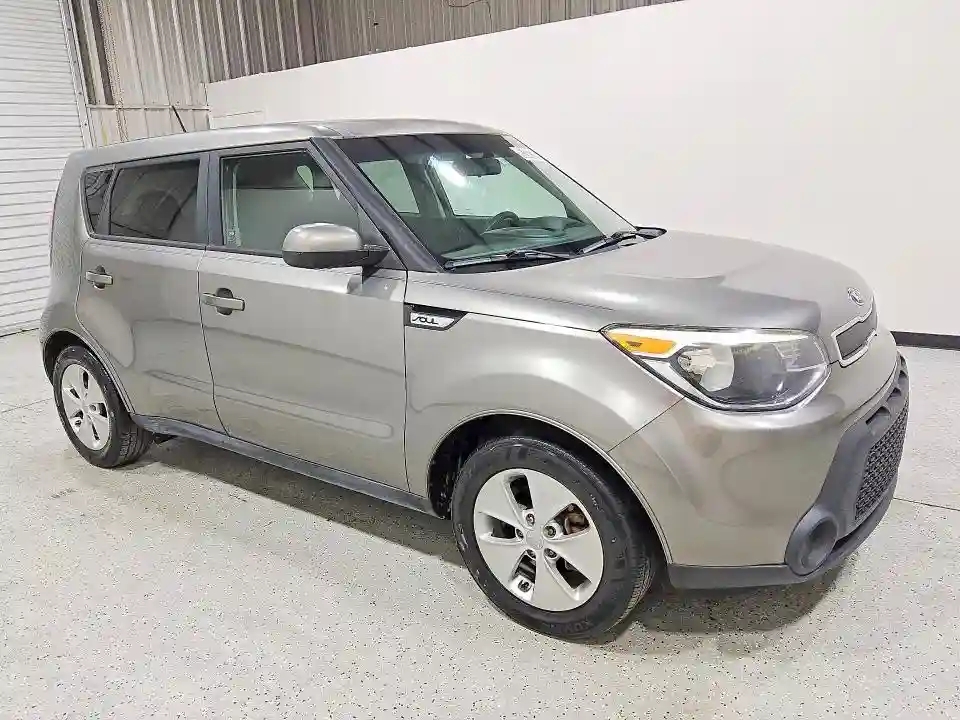 KNDJN2A23G7306340 2016 KIA SOUL-3