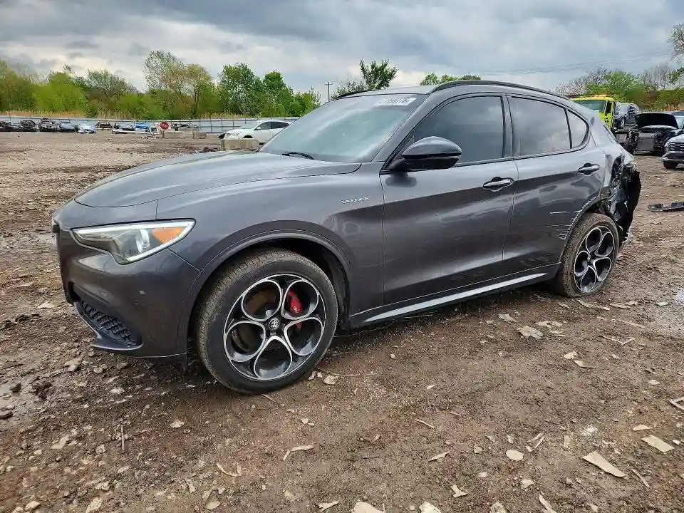 ZASPAKBN2N7D38179 2022 ALFA ROMEO STELVIO-0