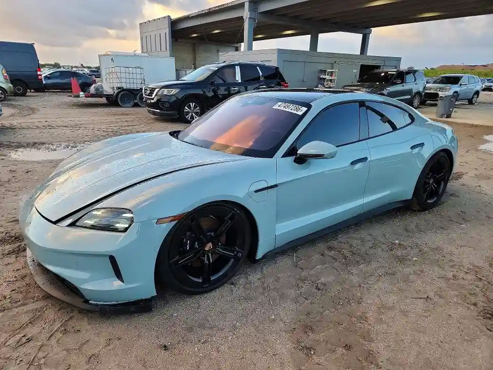 WP0AA2Y19SSA08361 2025 PORSCHE TAYCAN-0
