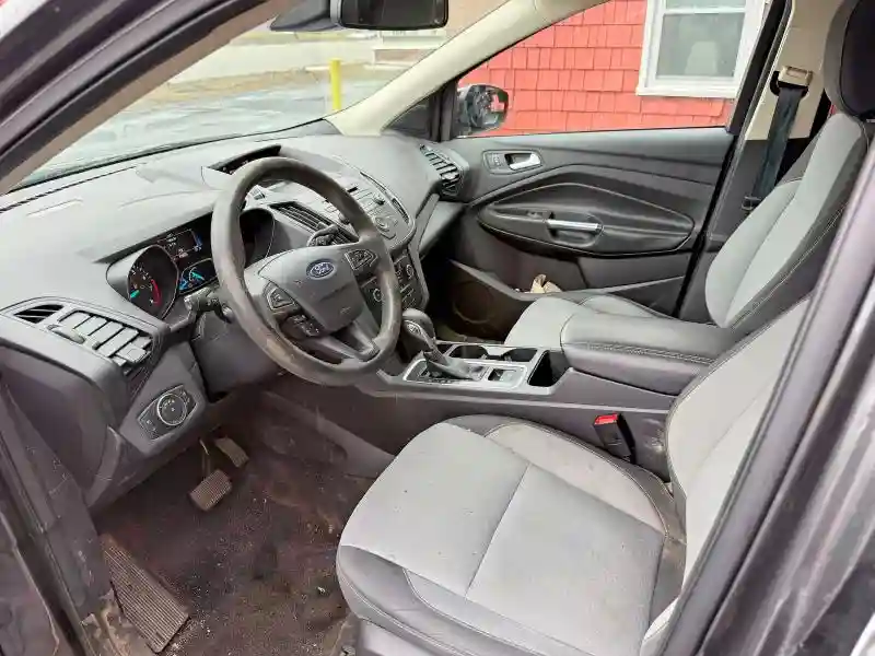 1FMCU9GD0JUC62931 2018 FORD ESCAPE-4