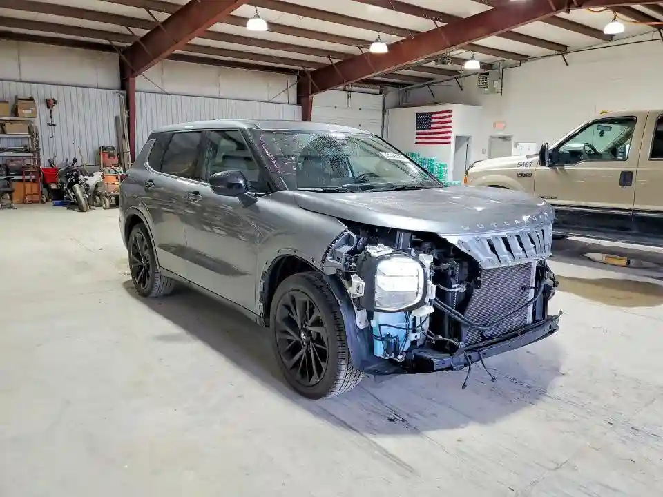 JA4J4UA81NZ068728 2022 MITSUBISHI OUTLANDER-3