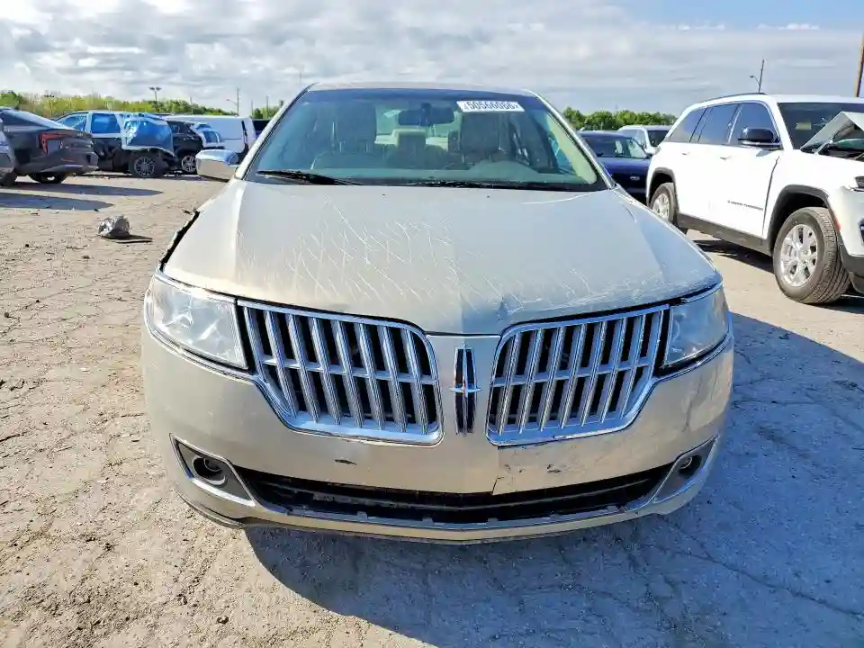 3LNHL2GC8AR753875 2010 LINCOLN TOWNHOUSE MKZ-4
