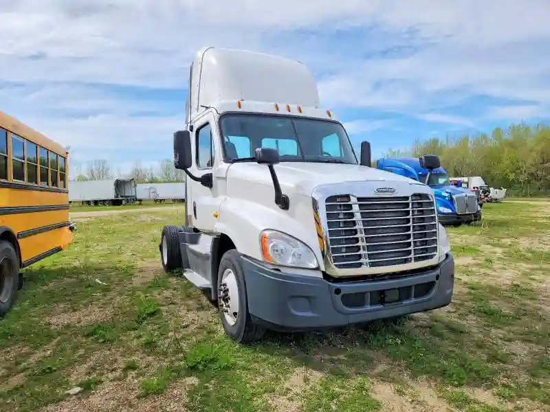 1FUBGEDV3GLHC5762 2016 FREIGHTLINER ALL OTHER-0