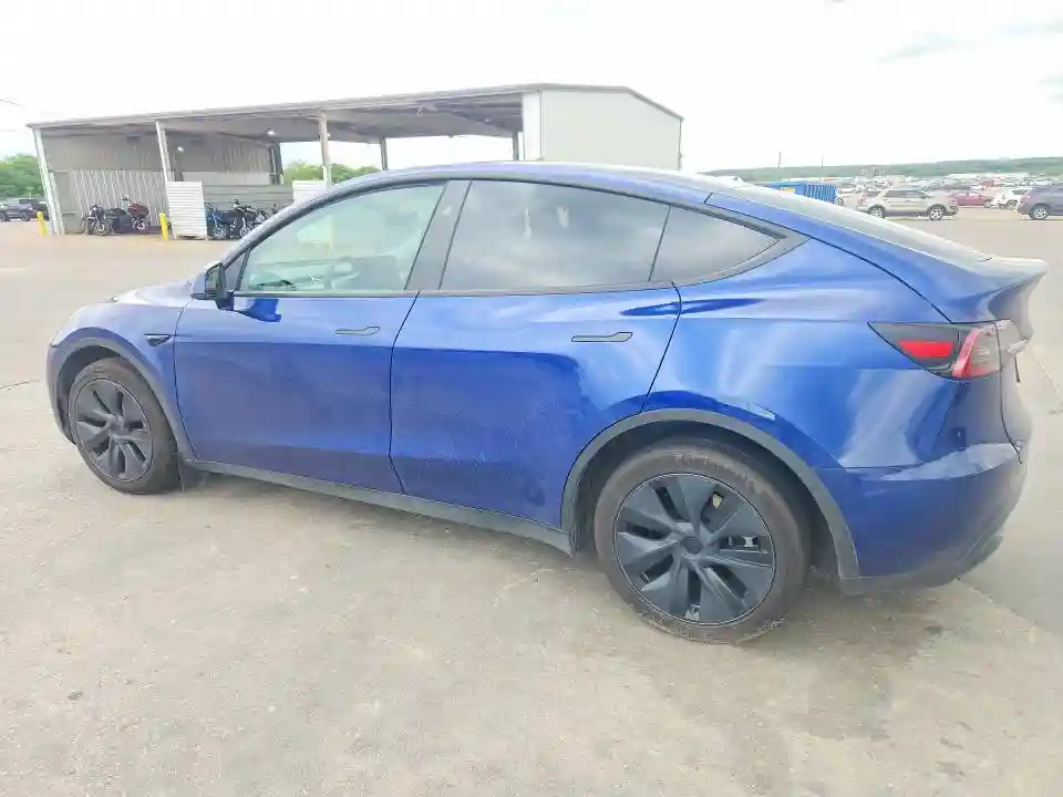 7SAYGDEE8RF201611 2024 TESLA MODEL Y-1