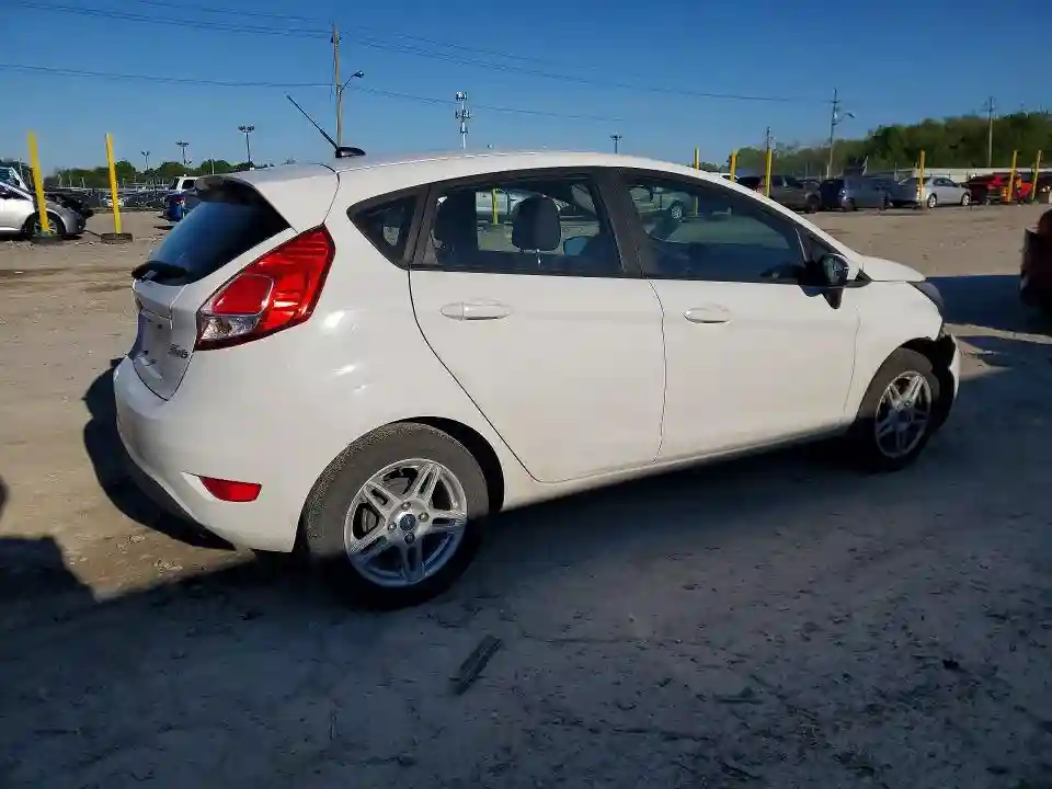 3FADP4EJ2JM108534 2018 FORD FIESTA-2