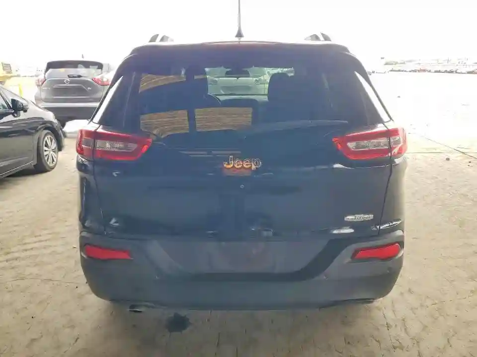 1C4PJLCB4HW640988 2017 JEEP GRAND CHEROKEE-5