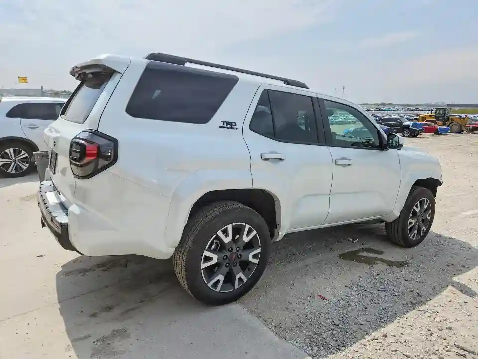 JTEVA5BR3T5094065 2026 TOYOTA 4RUNNER-2