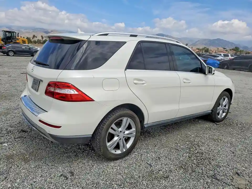 4JGDA5JB6DA267019 2013 MERCEDES-BENZ M-CLASS-2