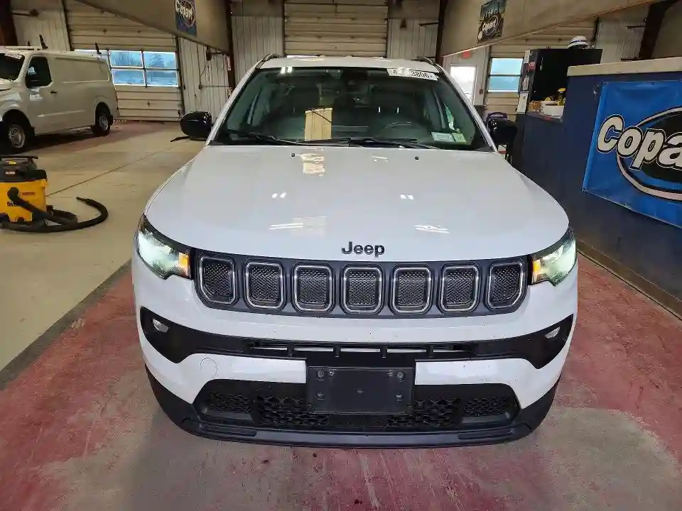 3C4NJDBB4NT231373 2022 JEEP COMPASS-4
