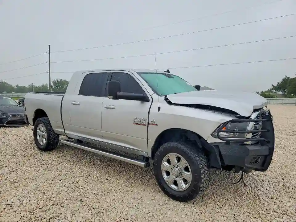 3C6UR5ML2GG159026 2016 RAM 2500-3
