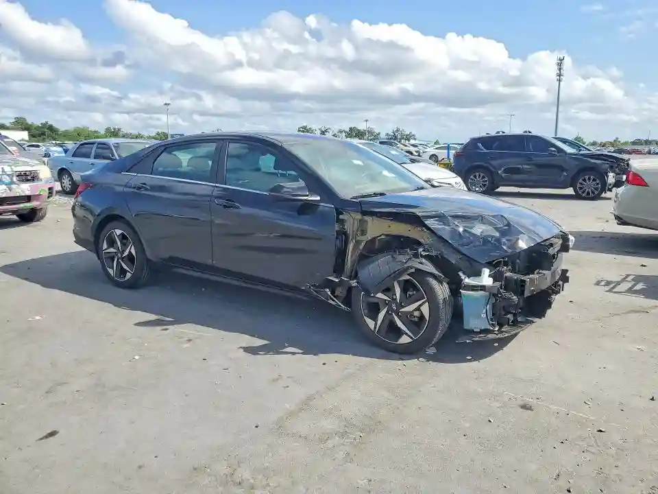 KMHLN4AG2NU245685 2022 HYUNDAI ELANTRA-3