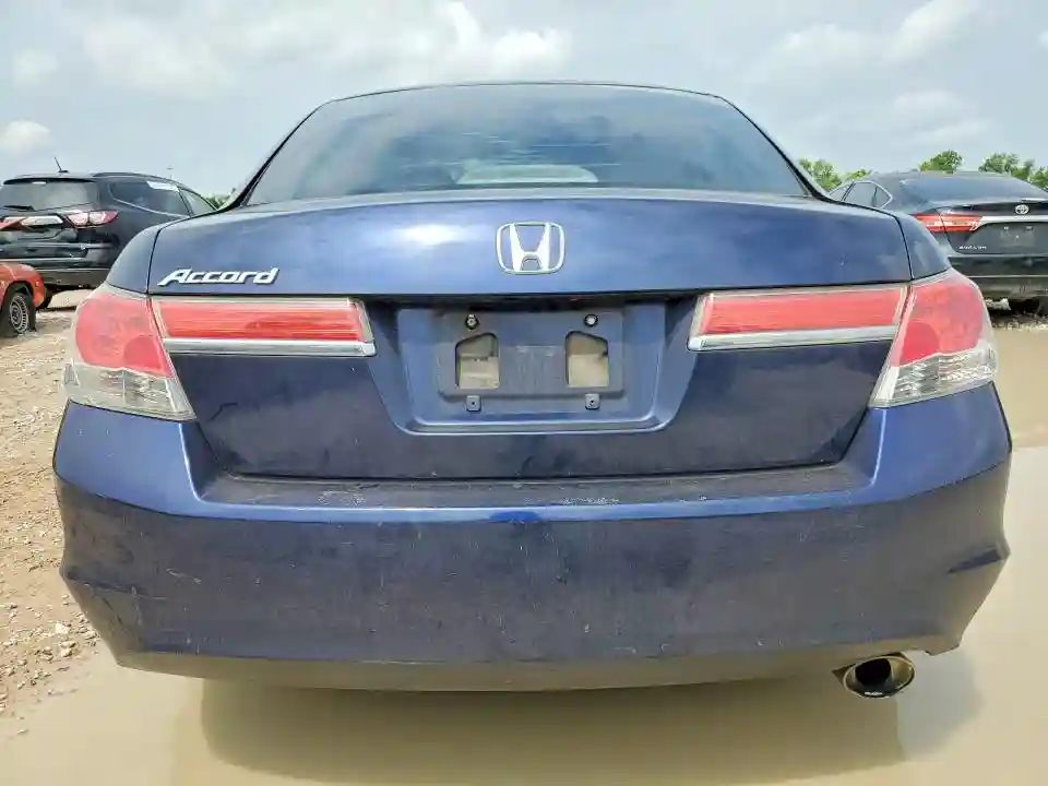 1HGCP2F37CA025600 2012 HONDA ACCORD-5