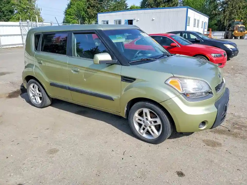 KNDJT2A29A7192549 2010 KIA SOUL-3