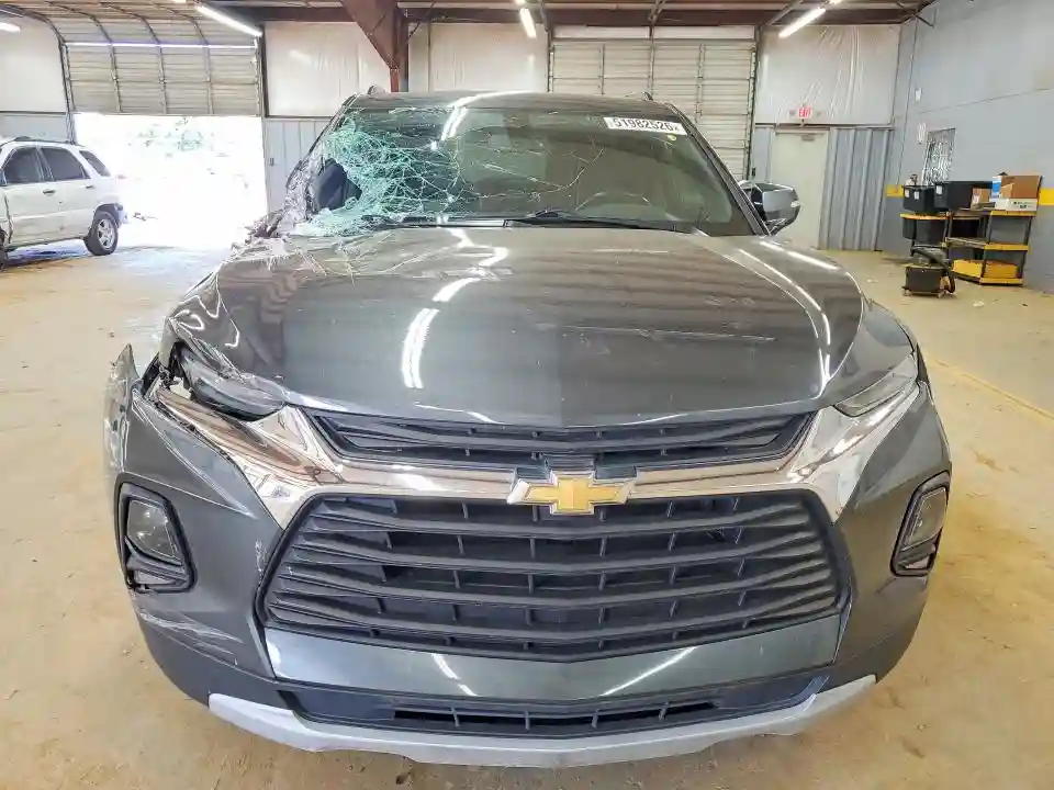 3GNKBCRS1KS620318 2019 CHEVROLET BLAZER-4