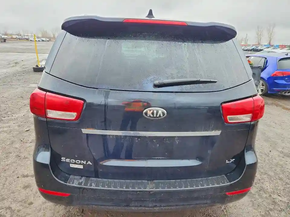 KNDMB5C15H6310974 2017 KIA SEDONA-5