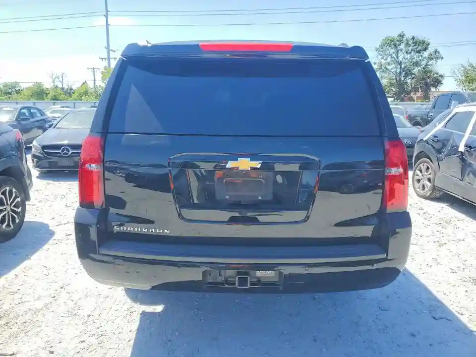 1GNSCHKC0JR205229 2018 CHEVROLET SUBURBAN-5