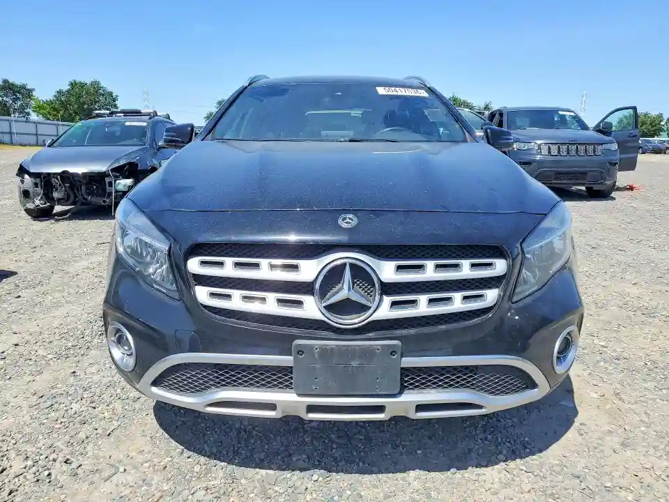 WDCTG4EB4JJ457443 2018 MERCEDES-BENZ GLA-CLASS-4