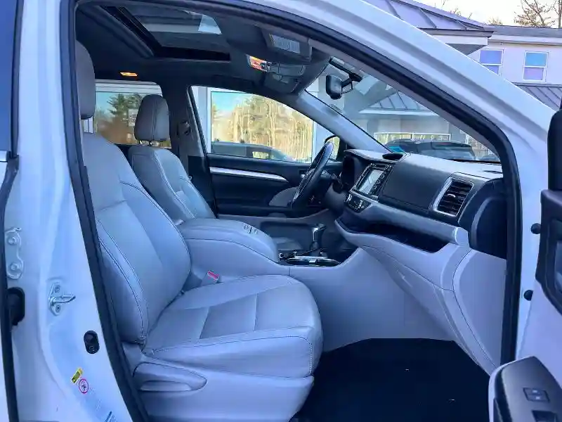 5TDJKRFH9GS322708 2016 TOYOTA HIGHLANDER-4