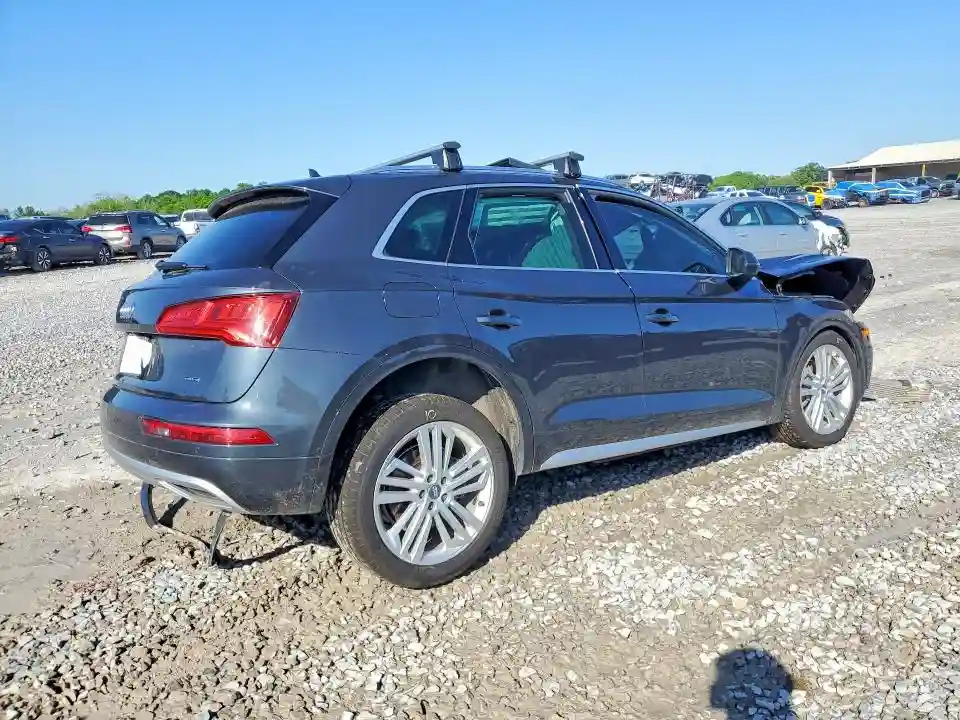 WA1BNAFY0K2037709 2019 AUDI Q5-2