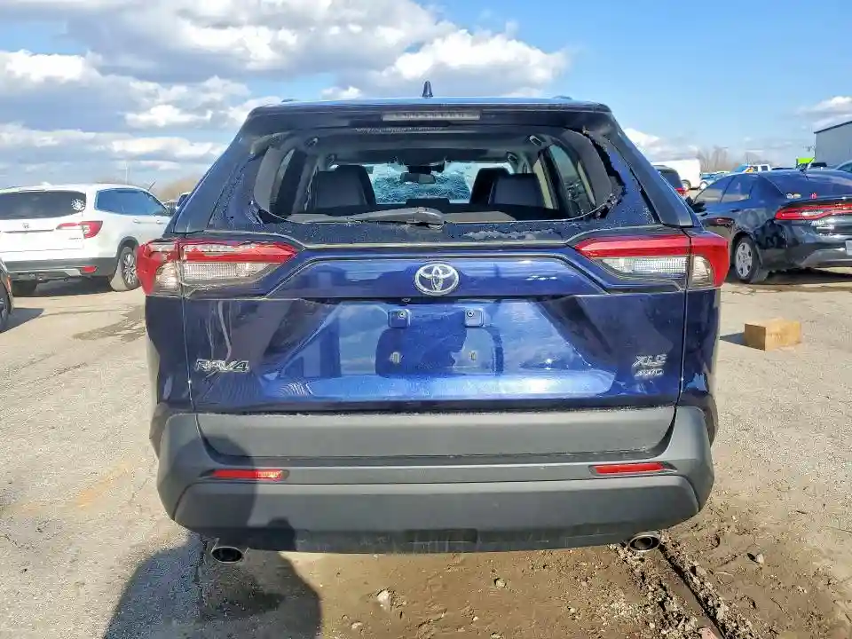 2T3A1RFV6KW045600 2019 TOYOTA RAV4-5