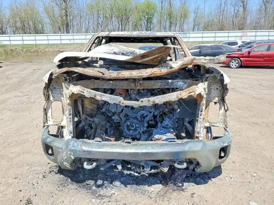 2GC4YNEY6R1127777 2024 CHEVROLET SILVERADO-4
