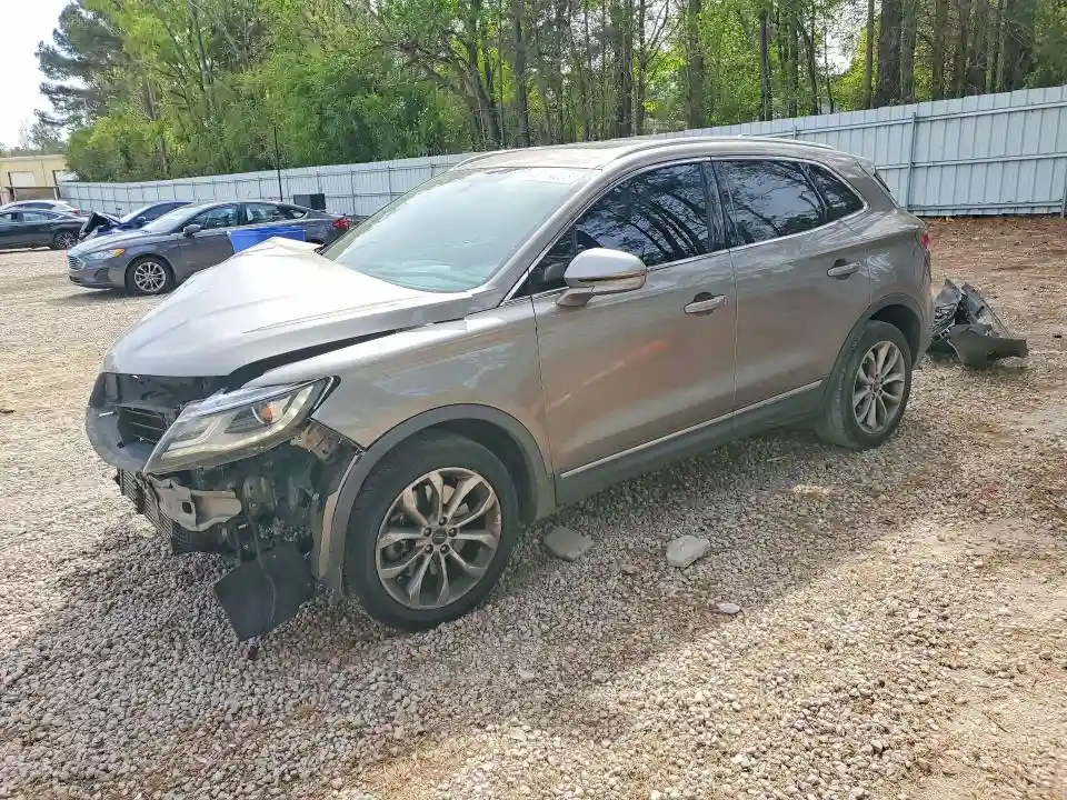 5LMCJ2C92GUJ28199 2016 LINCOLN MKC-0