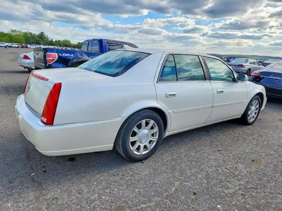 1G6KA5EYXAU124727 2010 CADILLAC DTS-2