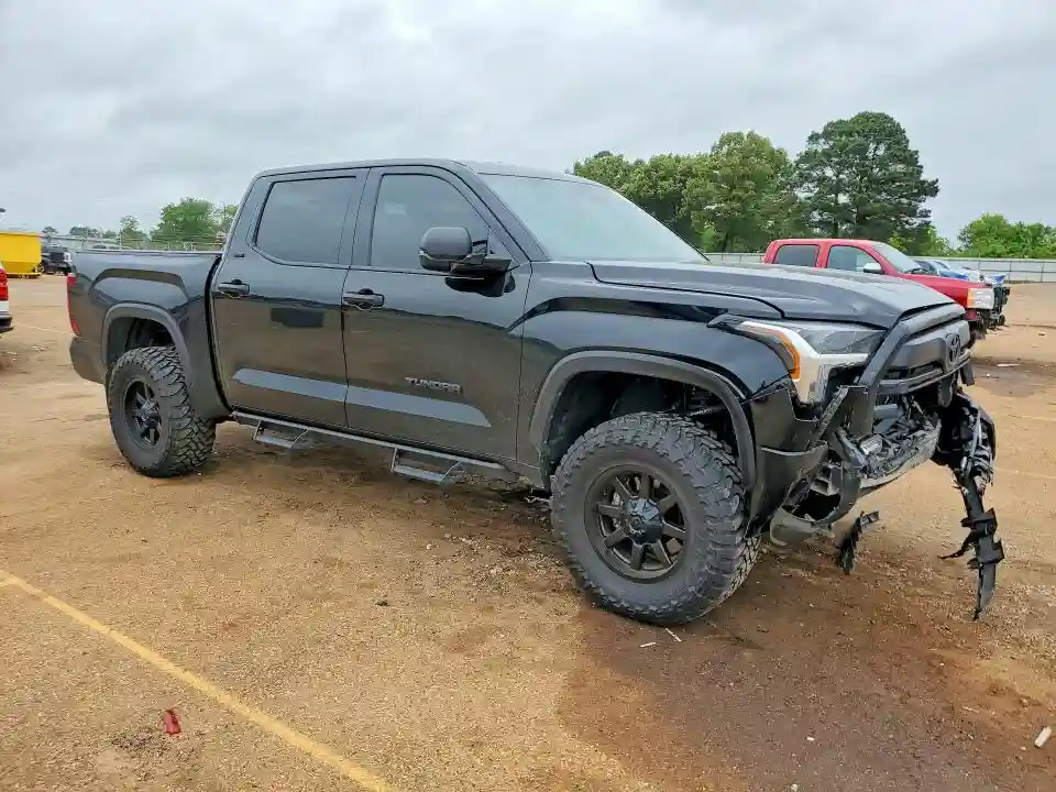 5TFLA5DB4SX282916 2025 TOYOTA TUNDRA-3