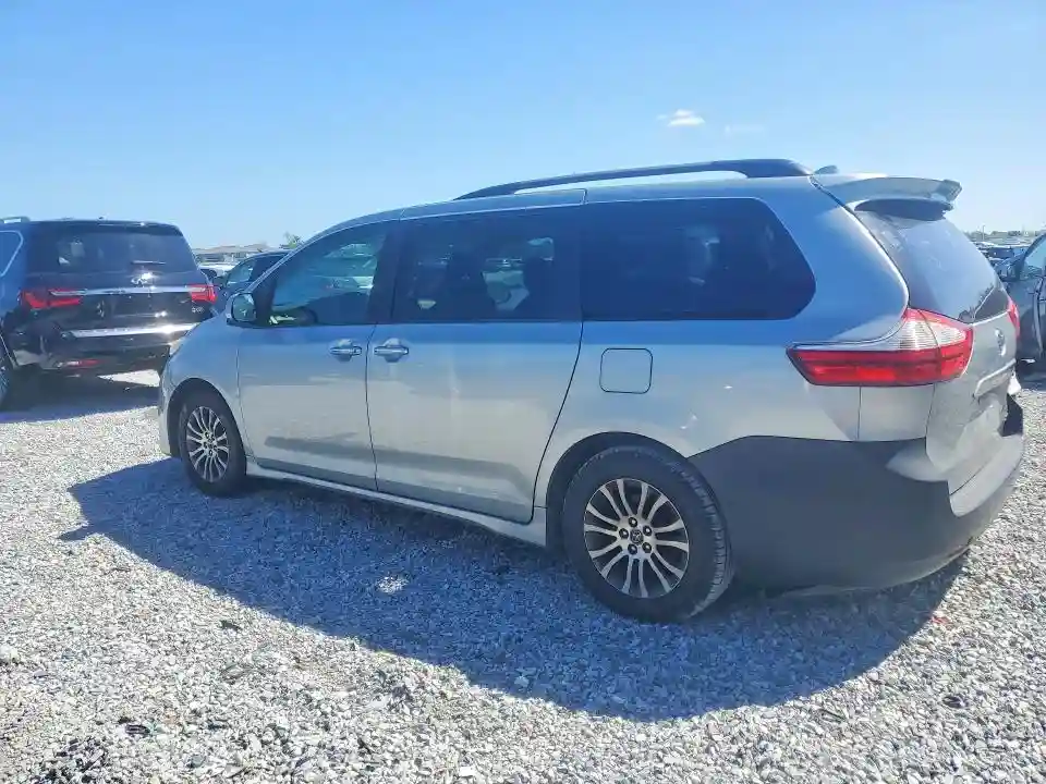 5TDYZ3DC4KS993128 2019 TOYOTA SIENNA-1