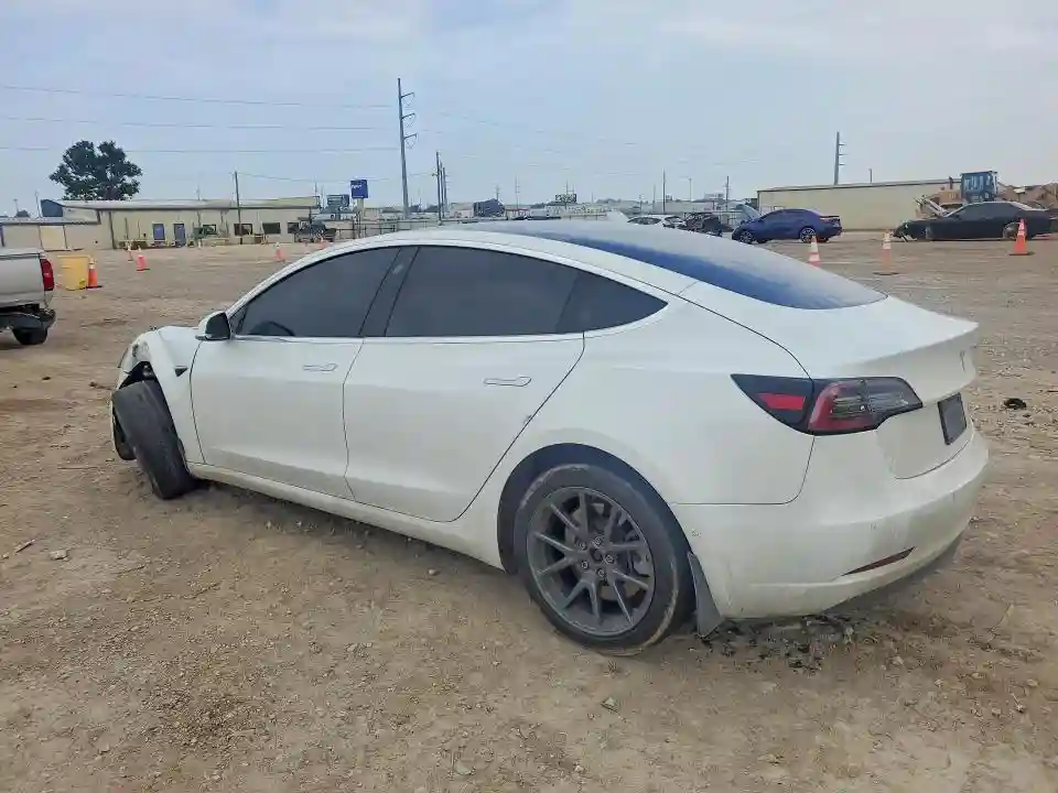5YJ3E1EB7LF618968 2020 TESLA MODEL 3-1