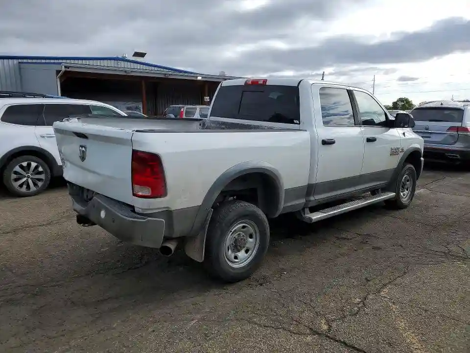 3C6UR5DL7DG571003 2013 RAM 2500-2