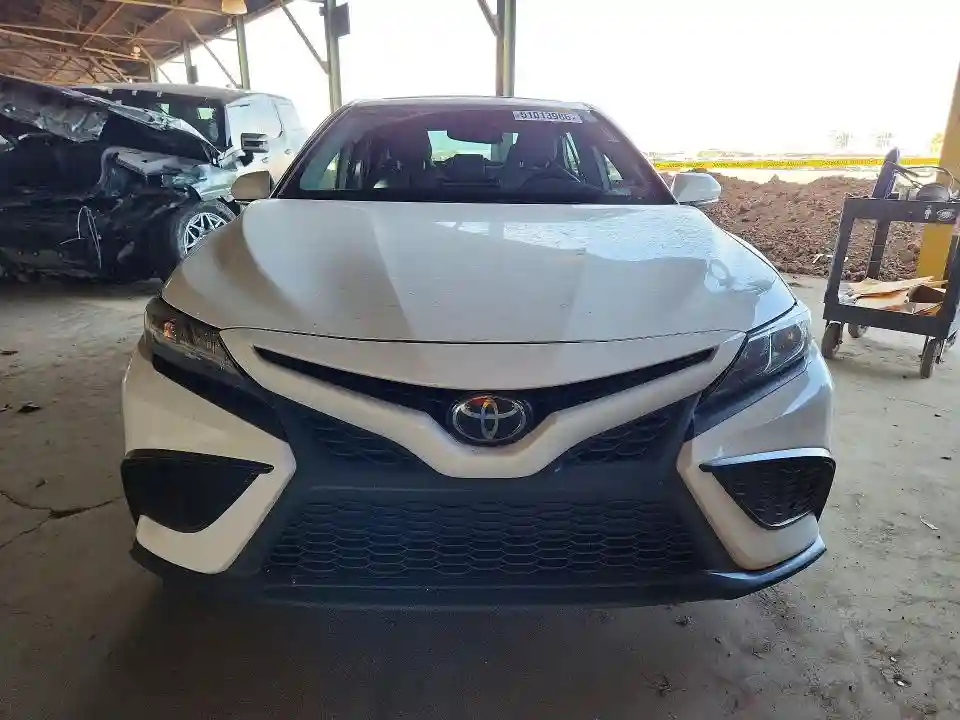 4T1S11AKXNU685034 2022 TOYOTA CAMRY-4