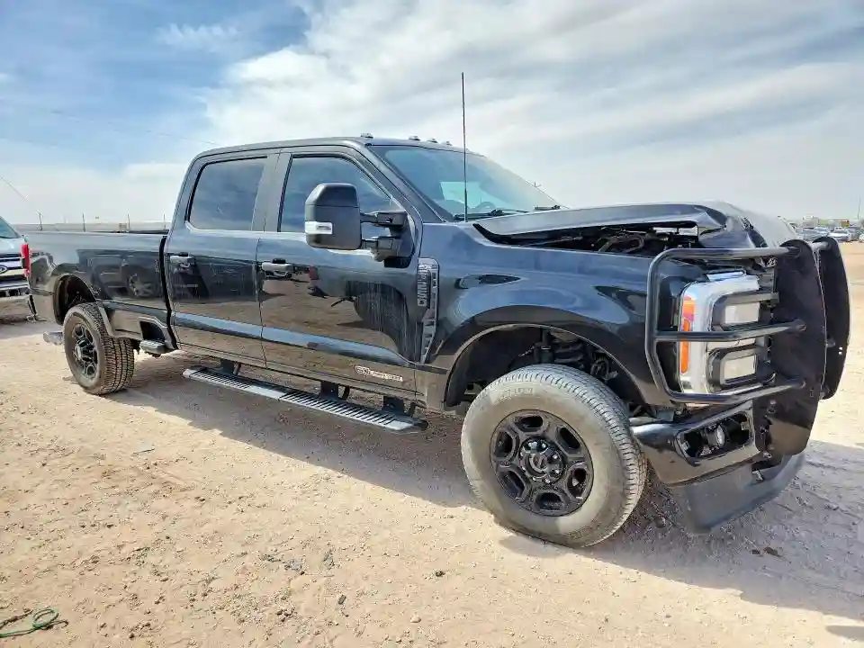 1FT8W2BT3PED38008 2023 FORD F250-3
