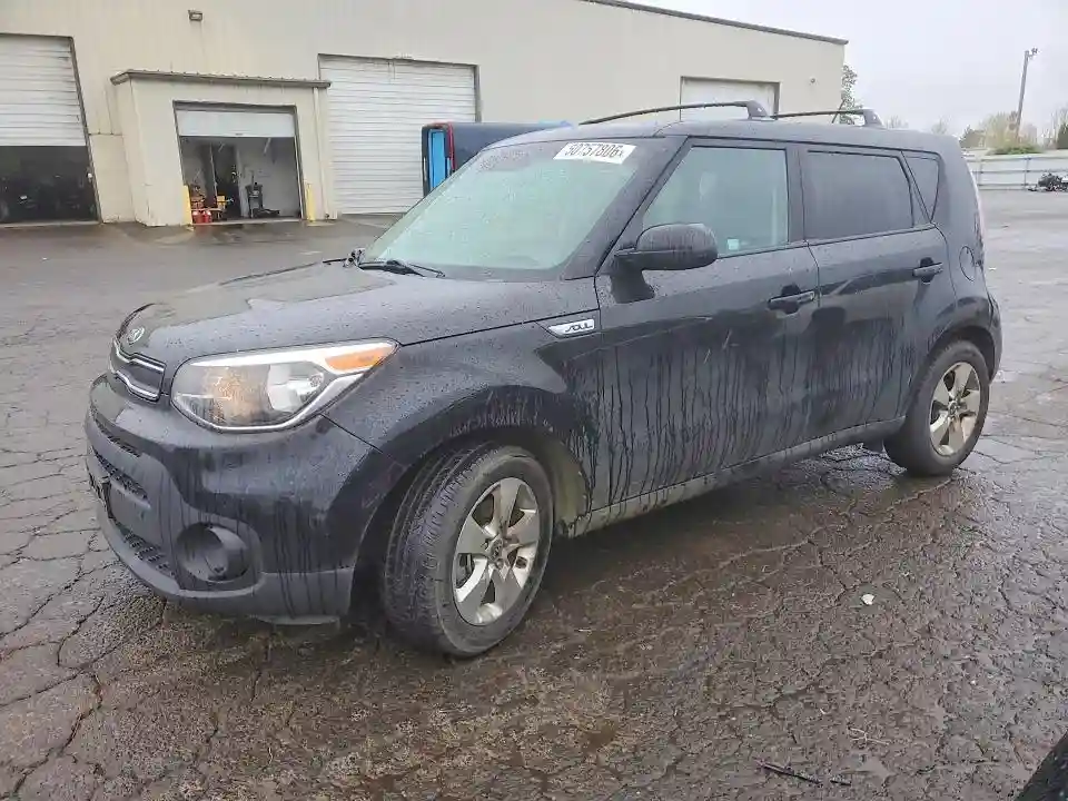 KNDJN2A27J7536423 2018 KIA SOUL-0