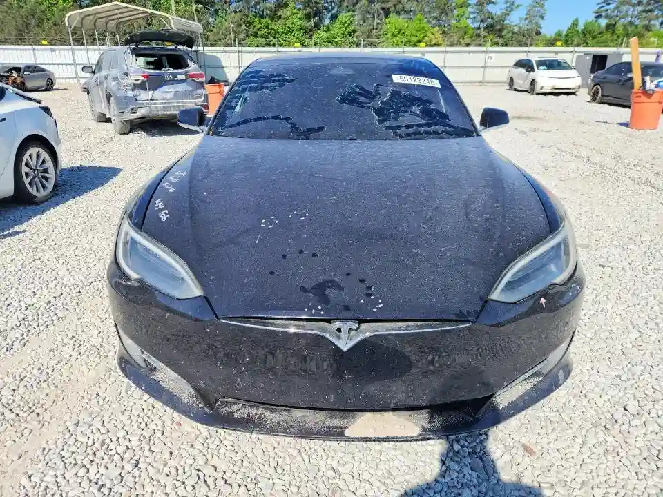 5YJSA1E46JF268643 2018 TESLA MODEL S-4